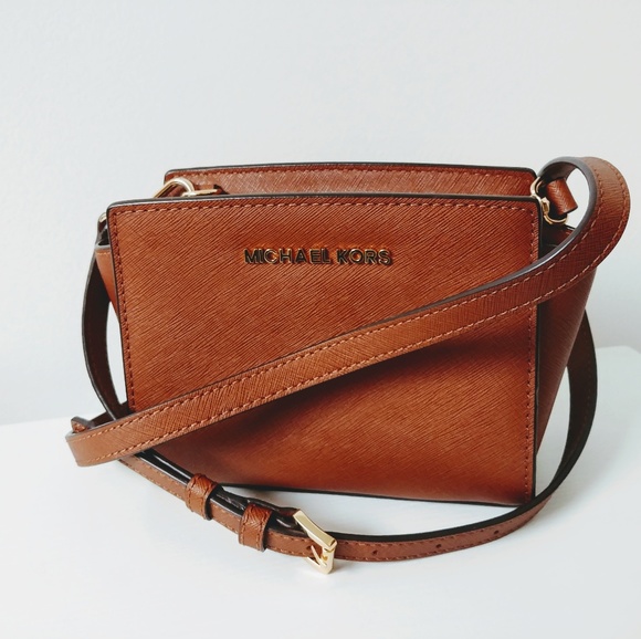 Michael Kors Handbags - Michael Kors Mini Selma Crossbody